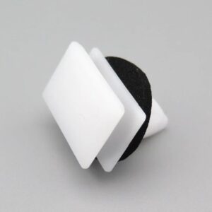 Vauxhall Exterior Side Trim Clip (1)